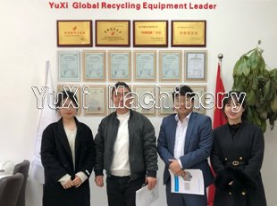 Customers visit and take photos